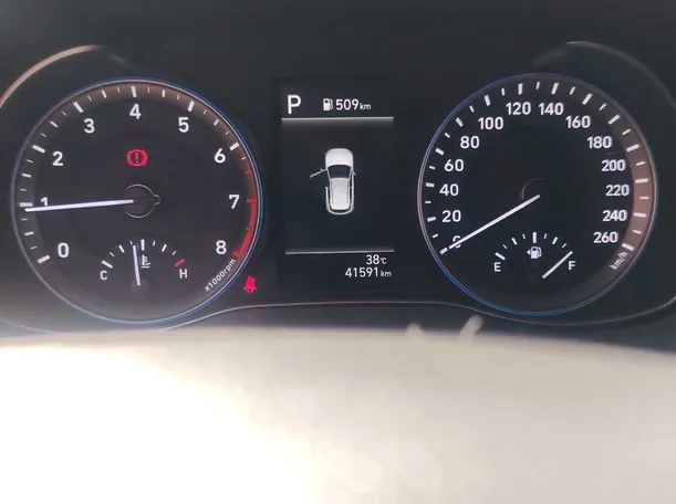 Car image 20
