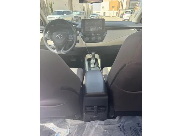 Car image 20
