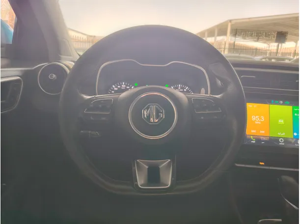 Car image 23