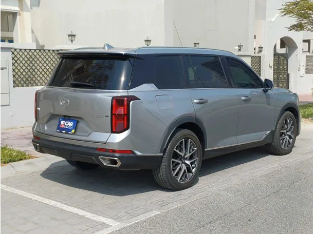 Car image 5