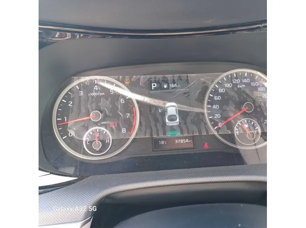 Car image 23