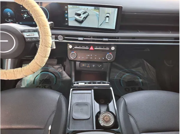 Car image 17