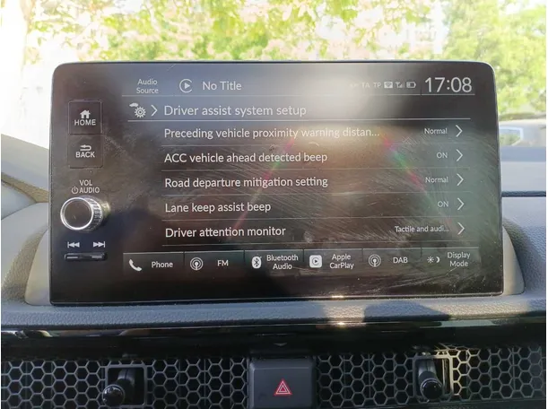 Car image 24