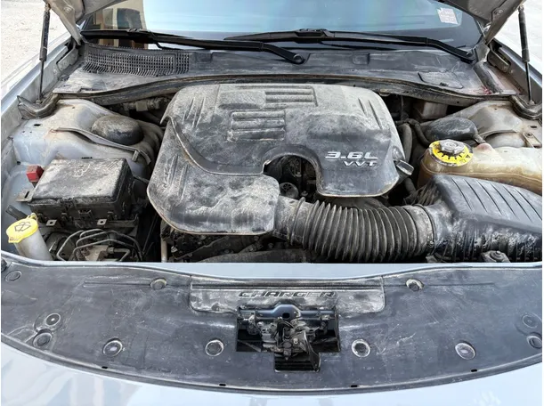 Car image 28