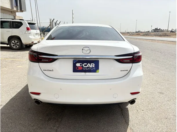 Car image 6