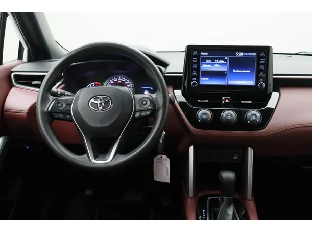 Car image 15
