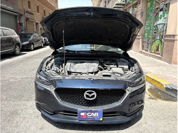 Car image 26