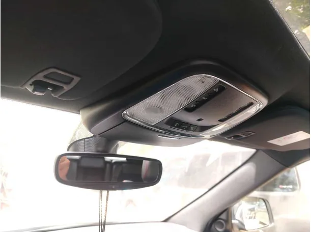 Car image 44