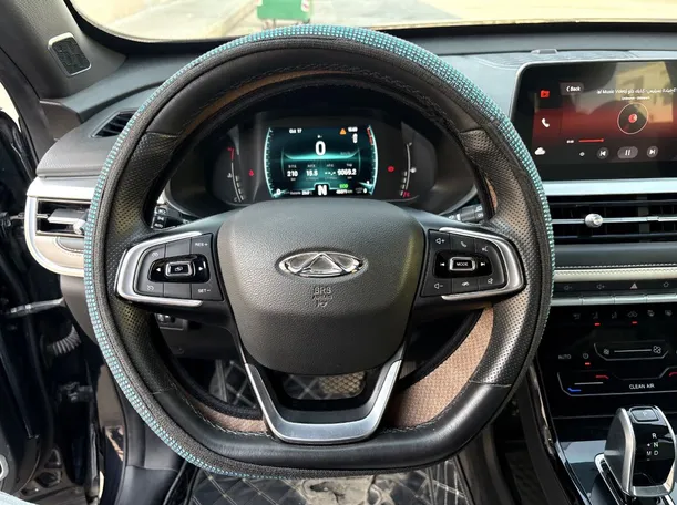 Car image 22