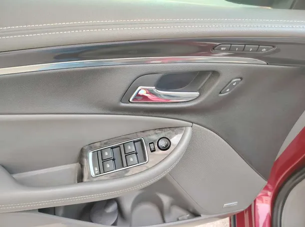 Car image 28