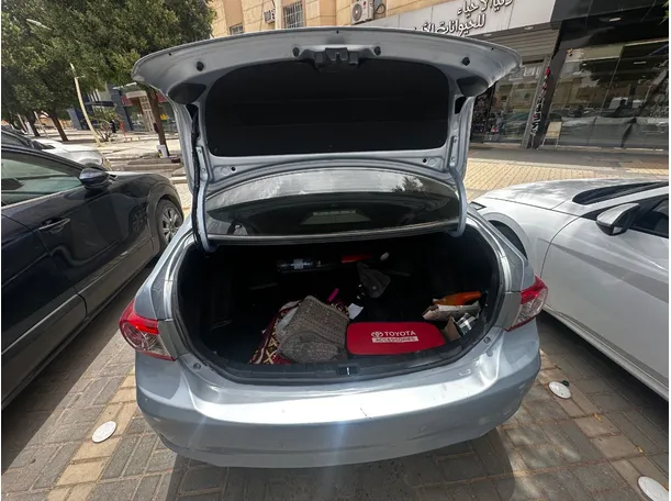 Car image 22