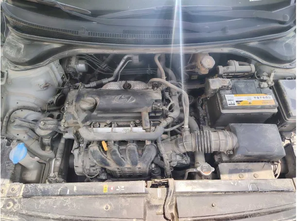 Car image 32