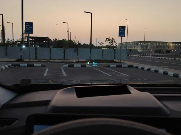 Car image 39