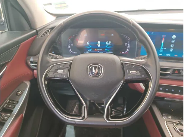Car image 16