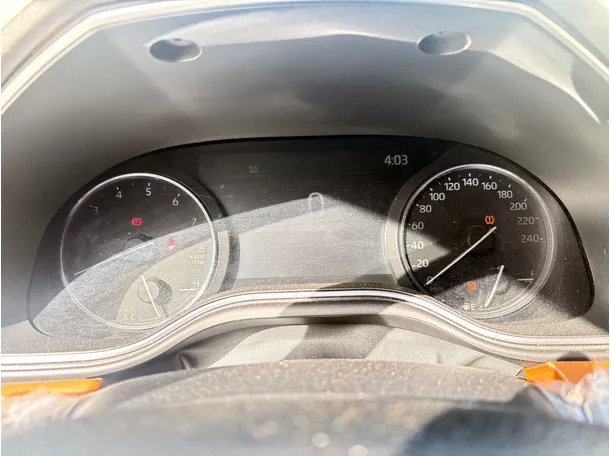 Car image 23