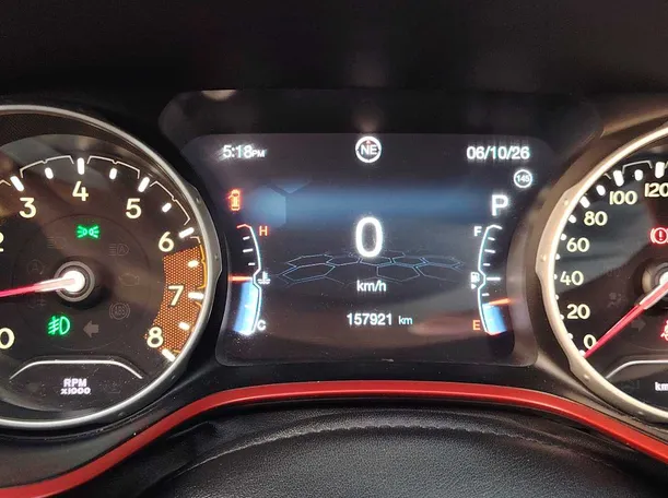 Car image 25