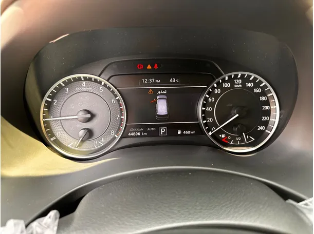 Car image 21