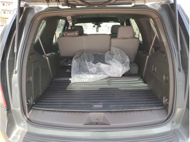 Car image 23