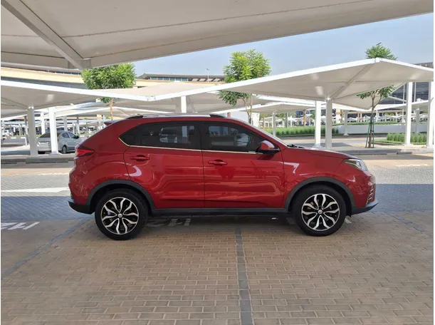 Car image 8