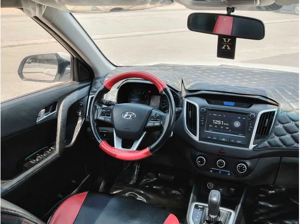 Car image 23