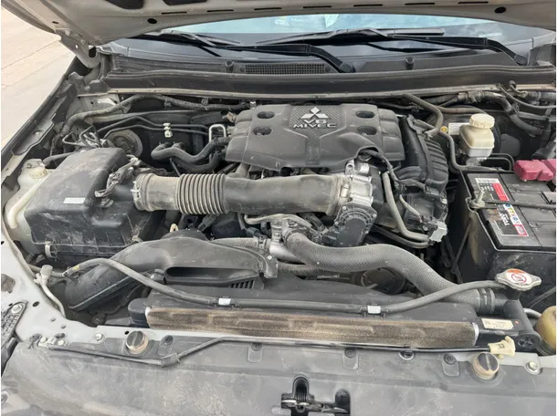 Car image 23