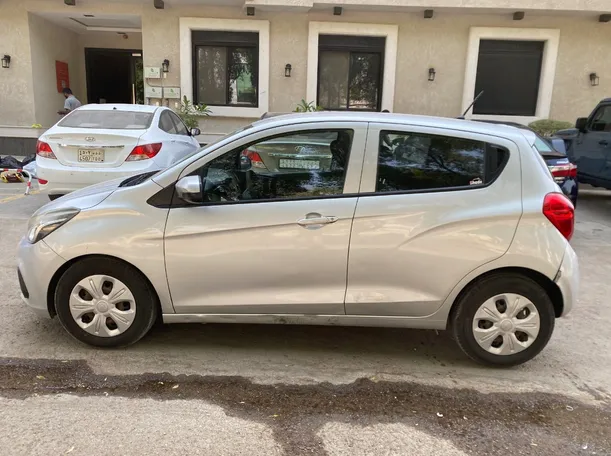 Car image 8