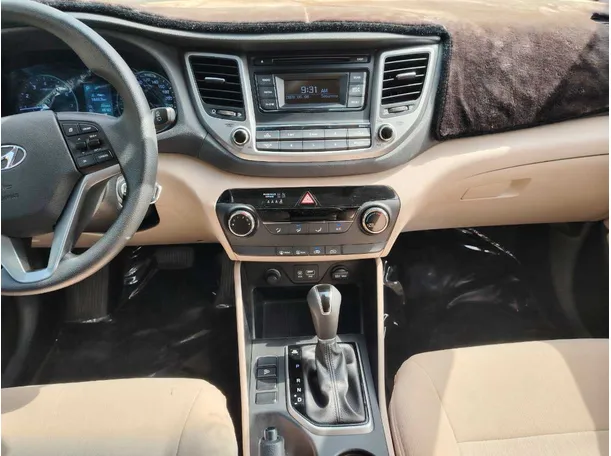 Car image 20