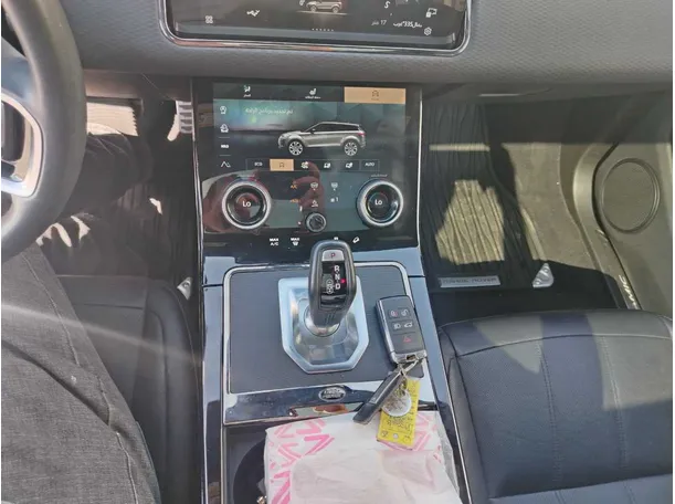 Car image 21