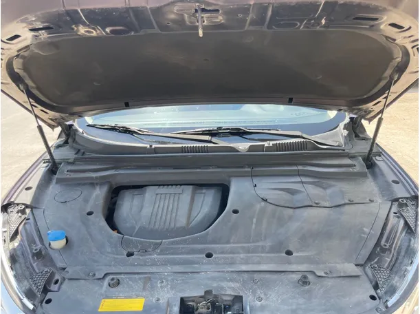 Car image 27