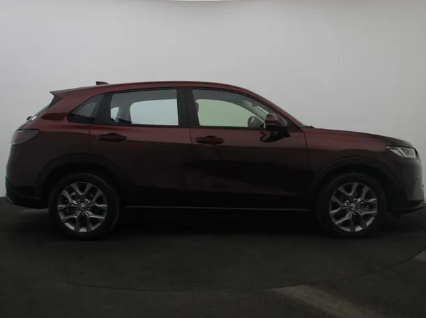 Car image 13