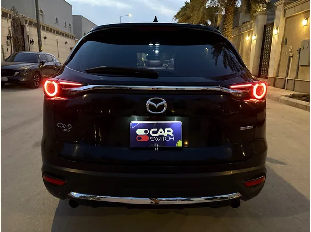 Car image 6