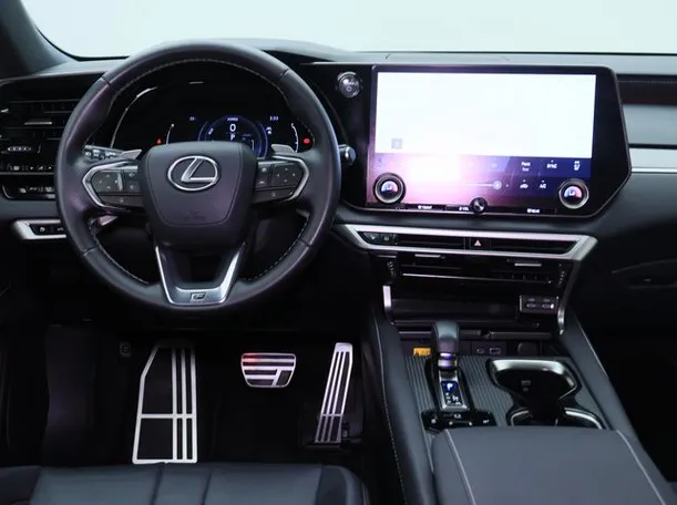 Car image 15