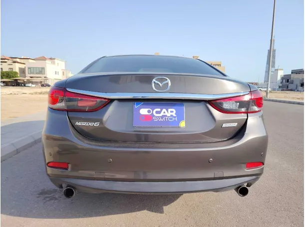 Car image 6