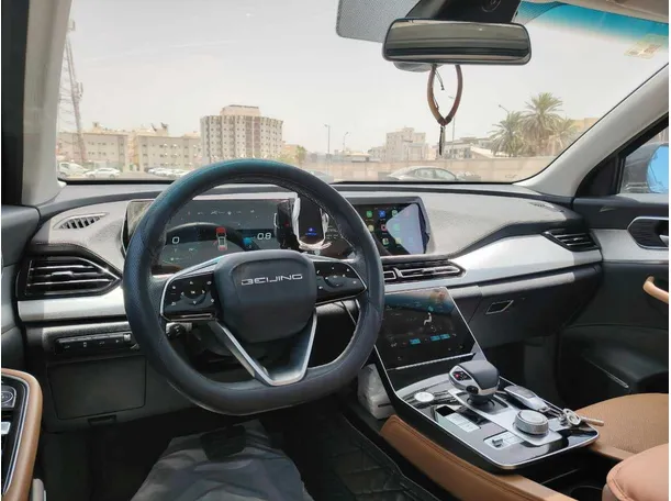 Car image 27