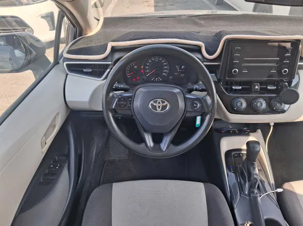 Car image 15
