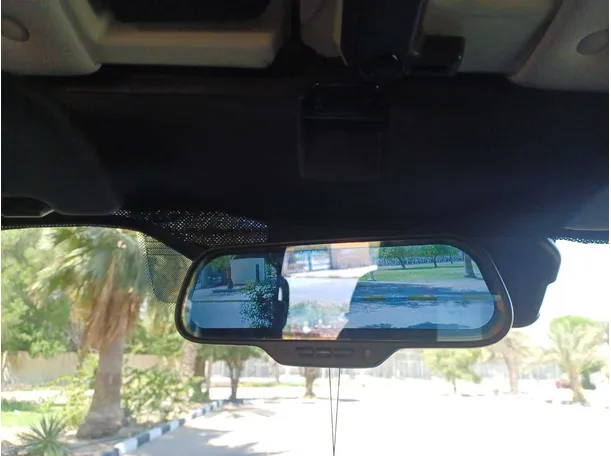 Car image 21