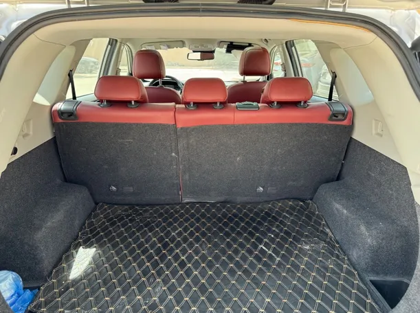 Car image 22
