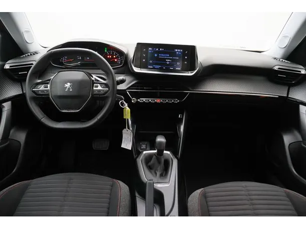 Car image 14