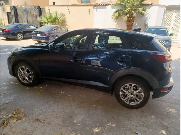 Car image 8