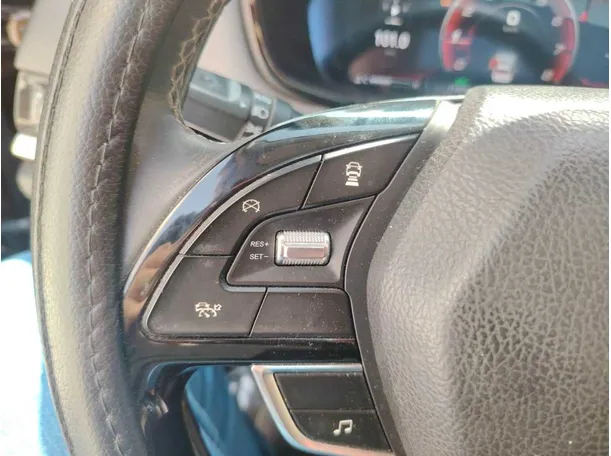 Car image 43