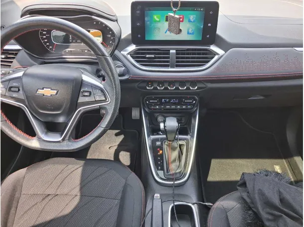 Car image 17