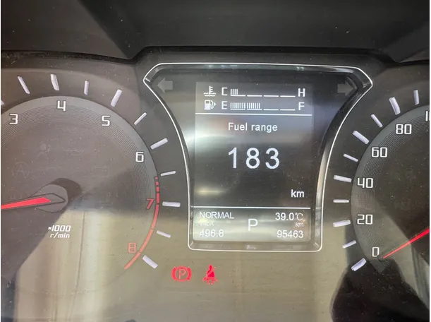 Car image 18