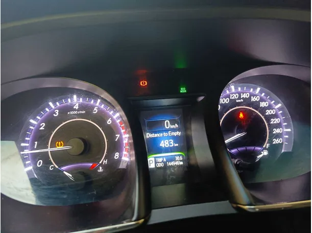 Car image 19
