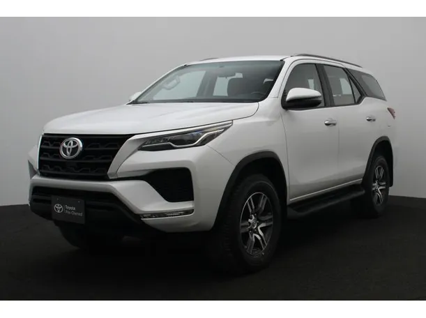 2023 تويوتا فورتشنر في الإمارات