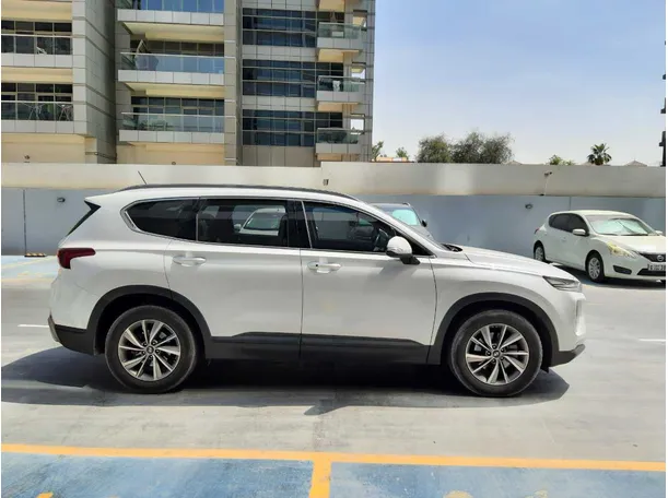 Car image 8