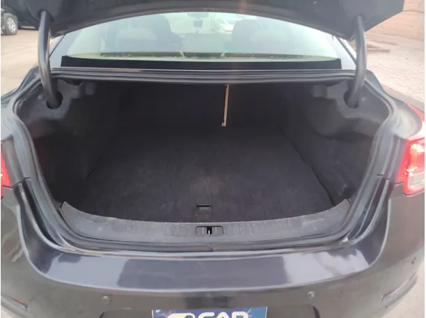 Car image 25
