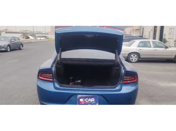 Car image 21