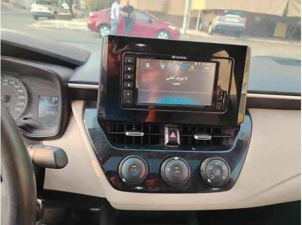 Car image 25