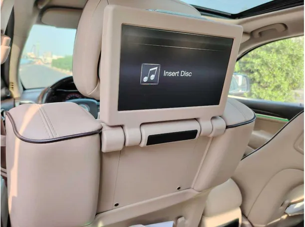 Car image 39
