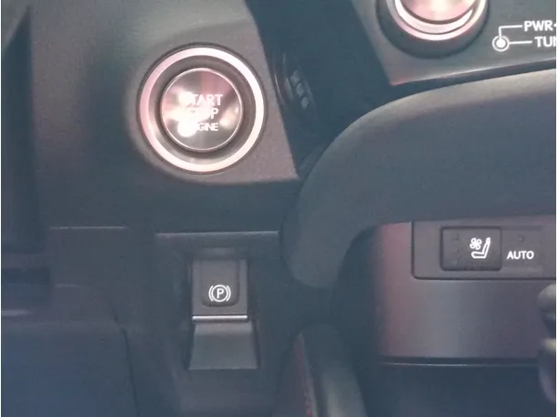 Car image 32